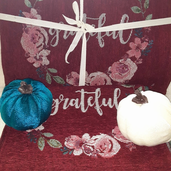 Fall Decoration Merlot Grateful Table Runner & Placemats - Picture 1 of 4